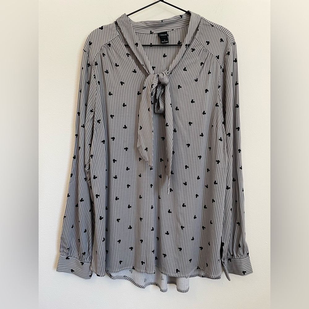 Disney Mickey Mouse women’s plus size 1 top